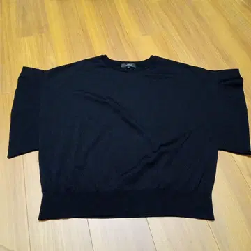 UNTITLED 블랙 반팔 니트