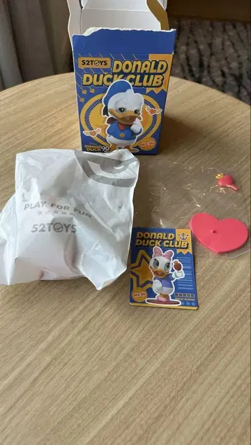데이지 피규어 52TOYS 도널드 덕 클럽