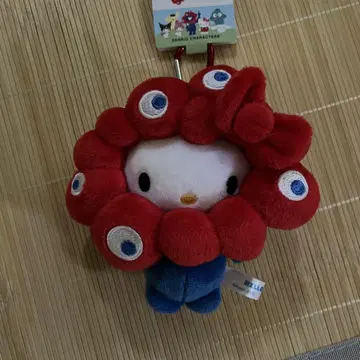 미야쿠미야쿠 콜라보 산리오 키티