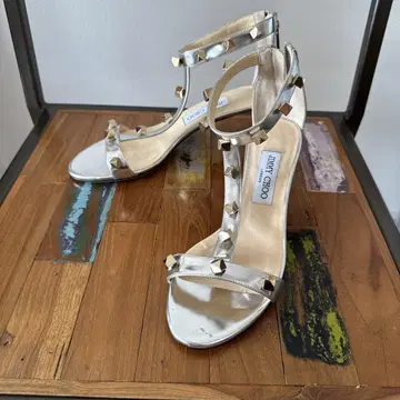 JIMMY CHOO 스터드 실버 샌들 38 25cm