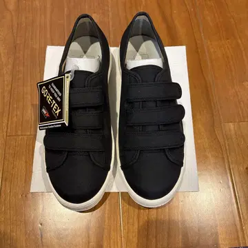TOP DRY 고어텍스 블랙 스니커즈