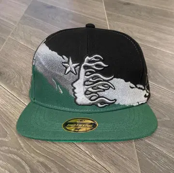 Hellstar Studios fitted hat 캡 U