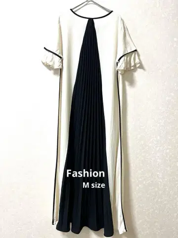 Fashion 아이보리 블랙 플리츠 롱 원피스 24A375