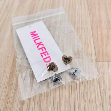 milkfed 귀걸이 밀크 페도 액세서리 하트 라메