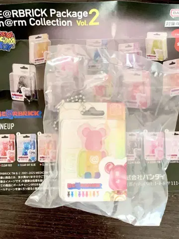 BE@RBRICK 베어브릭 가챠 클리어 멀티 컬러 미개봉 새상품