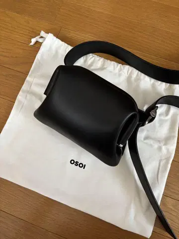 OSOI 오소이 PECAN BROT 숄더백