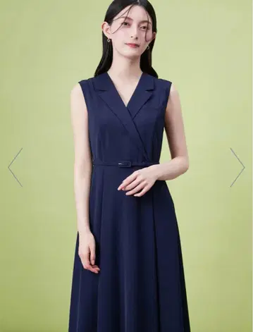 테일러드 라펠 플레어 원피스