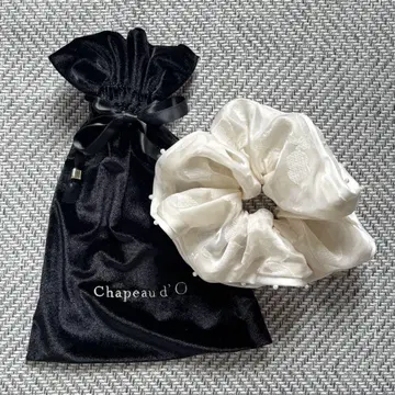 Chapeau d'O (샤포도) 스크런치