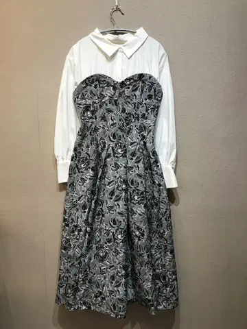 릴리 브라운 뷔스티에 도킹 원피스 S 사이즈
