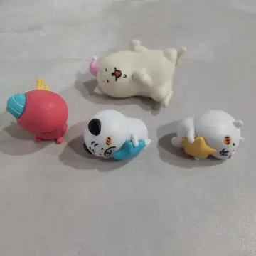 자신에 대한 비꼬기 곰