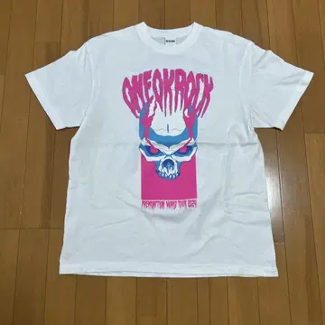 ONE OK ROCK WORLD TOUR 티셔츠 화이트 2024