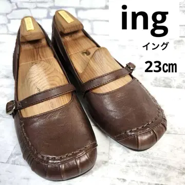 잉그 모카신 플랫 슈즈 스트랩 가죽 브라운