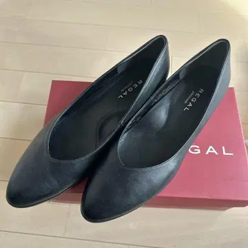 REGAL 리갈 블랙 펌프스