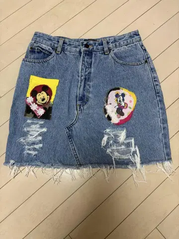구제 의류 리메이크 데미지 데님 스커트 디즈니