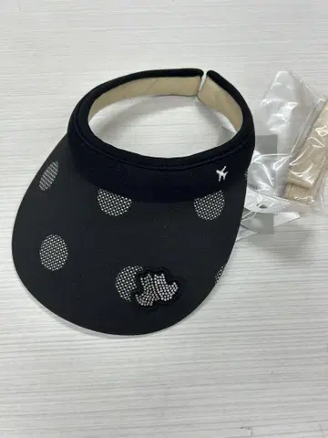 블랙 앤 화이트 선바이저