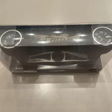 DRT VARIAL 95 블랙&화이트