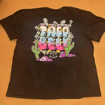 타코벨 TACO BELL BORN X RAISED 그래피티 티셔츠