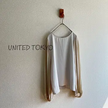 UNITED TOKYO 소매 플리츠 블라우스 K145