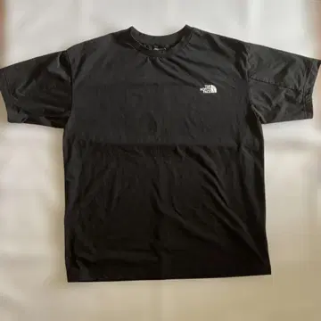 THE NORTH FACE 블랙 티셔츠