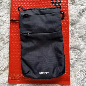 topologie 블랙 사코슈