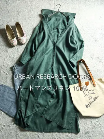 어반 리서치 도어스] 린넨 100% 백 턱 셔츠 원피스 그린