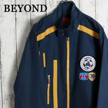 해외 구제 의류 Beyond 등 브랜드 로고 축구 와펜 나일론 자켓