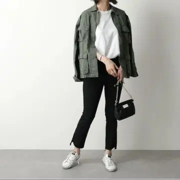 두지엠 클라세 [MOTHER/마더] BLACK INSIDER CROP