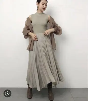 SNIDEL 슬리브리스 니트 도킹 원피스