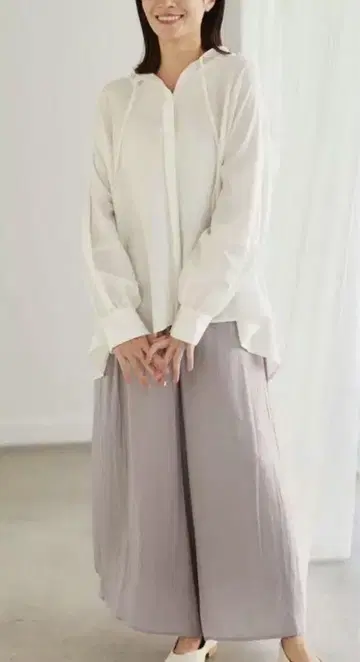 Elura 엘루라 [와이드 팬츠] 편안하고 광택이 나는 이지 팬츠