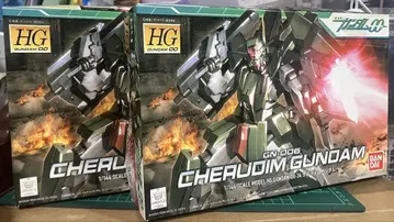 건담 OO 1/144 SCALE MODEL HG GUNDAM 00-24