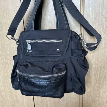 프라이드 숄더백