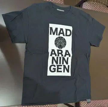 MADARANINGEN 마다라닌겐 티셔츠 L 사이즈