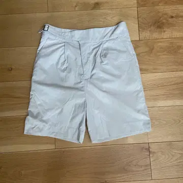 어반 리서치 하프 팬츠