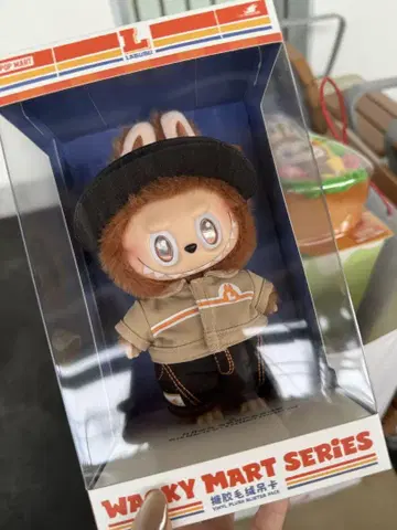 POPMART WACKY MART SERIES 봉제 인형