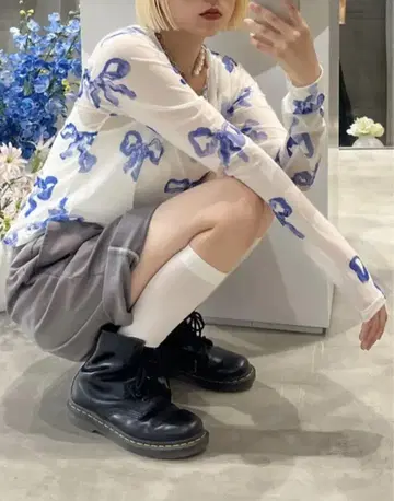 POPPY 블루 리본 시스루 탑 라운드 넥