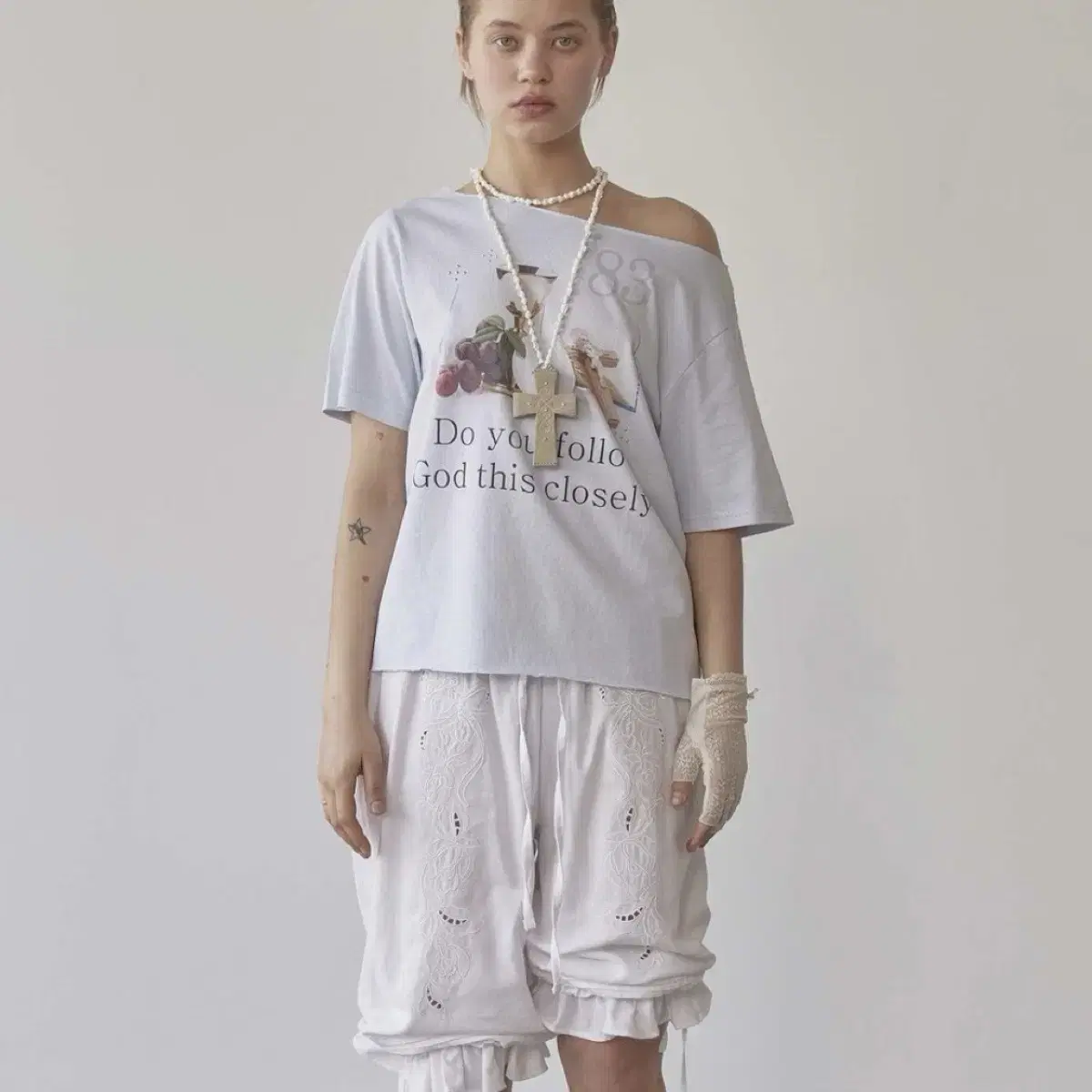 無料配送 ◆ [Sculptor X Fantasia] ◆ Once Upon A Tee SCULPTOR | 스컬프터 Sculptor X Fantasia Once Upon A Tee on