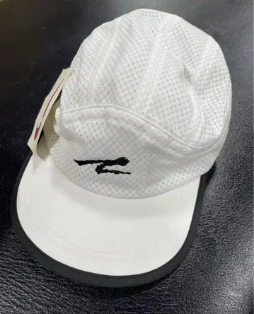 나이키 캡 안드레아 가시 모델