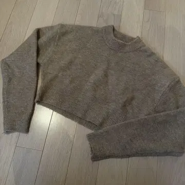 ZARA 베이지 브라운 크롭 스웨터 긴팔