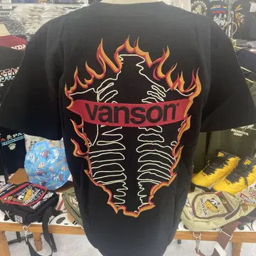(15) vanson 불꽃 디자인 티셔츠 블랙