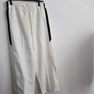 TAUPE 트랙 팬츠 화이트