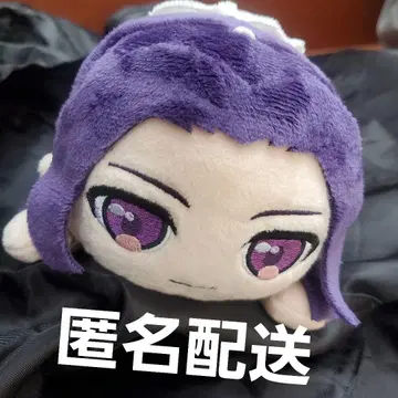 약사의 혼잣말 누워 있는 봉제 인형 미토