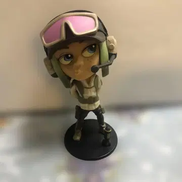 레인보우 식스 시즈 피규어 (Ubisoft) ELA 엘라