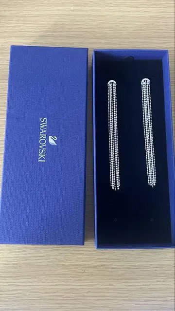 스와로브스키 실버 롱 귀걸이
