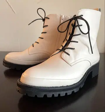 카바 카바 화이트 부츠