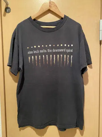 nine inch nails 티셔츠