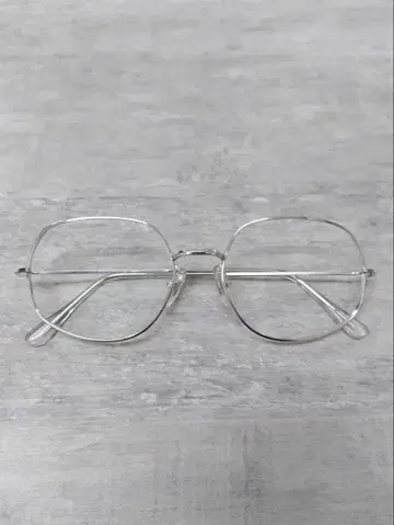 실버 다각형 프레임 안경