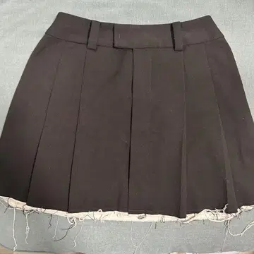 MICHISLY 플리츠 스커트 사이즈 2
