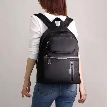 ANYA HINDMARCH 멀티 포켓 백팩 백팩