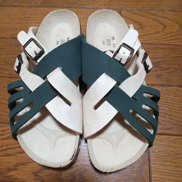 Papillio 크로스 스트랩 샌들 버켄스탁