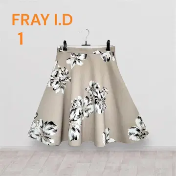 FLAY I.D 프레이 아이디 미니 스커트 꽃무늬 사이즈 1 M 사이즈